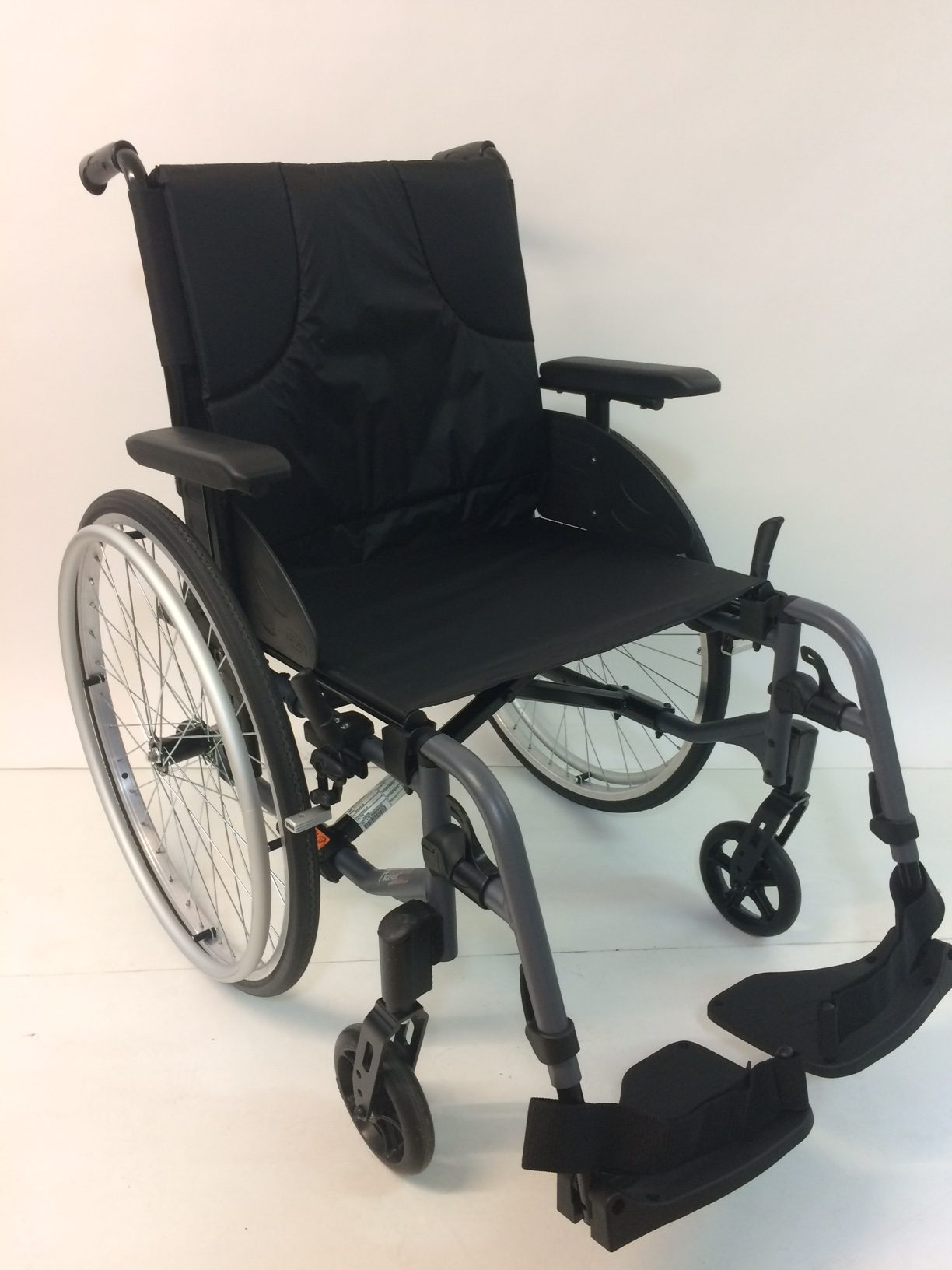Fauteuil Roulant Invacare Action 3 Ng Comfort